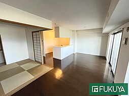 イングス郡山グレース 3LDKのリビング/ダイニング