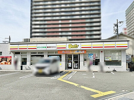 デイリーヤマザキJR六地蔵駅前店