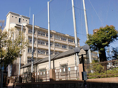神戸市立神戸生田中学校
