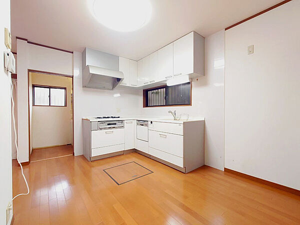 キッチンを拡大表示