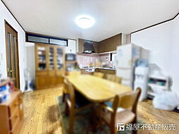 枚方市野村元町　中古戸建 4LDKのリビング/ダイニング