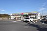 周辺：ミニストップ市川東高校前店 徒歩8分。 570m