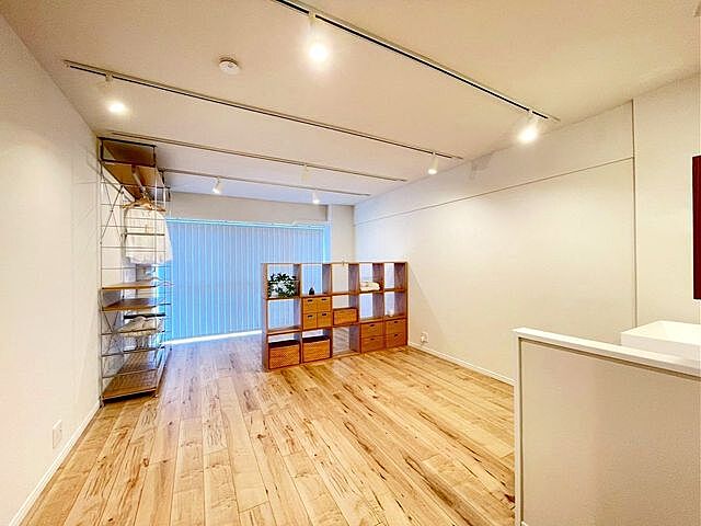 リビング/ダイニング 市川ファミリー第一マンション 4階/-