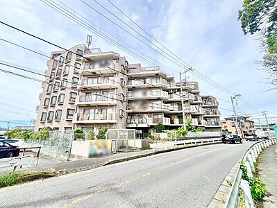 外観:流行に左右されず、将来にわたって価値が継続する「上質」な佇まいです♪ 外観:流行に左右されず、将来にわたって価値が継続する「上質」な佇まいです♪