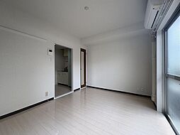 ロイヤルハウス高野 105 1階1Kのリビング/ダイニング