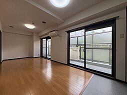 ローズヴィラ北白川 205 2階1LDKのリビング/ダイニング