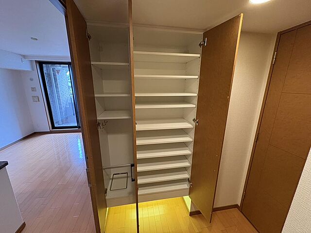 収納