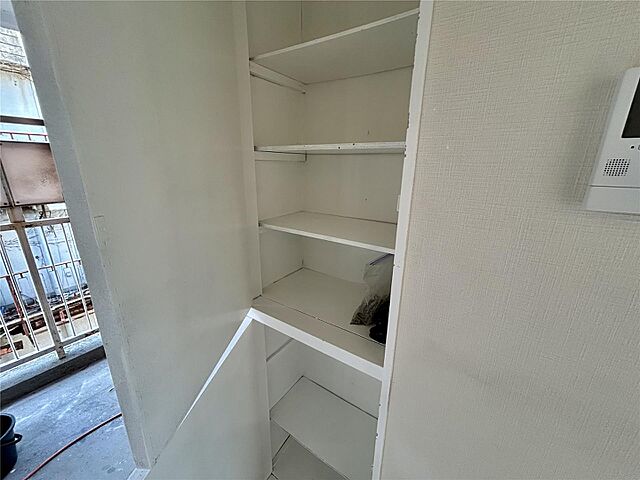 収納