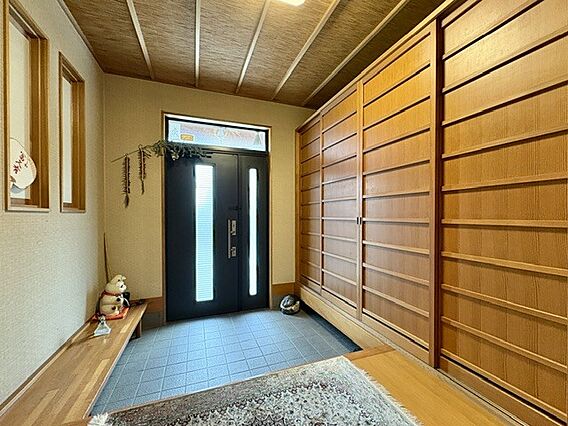 1間半の玄関。...