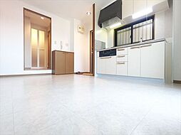 阪神本線 御影駅 徒歩5分の賃貸マンション 2階2DKのリビング/ダイニング