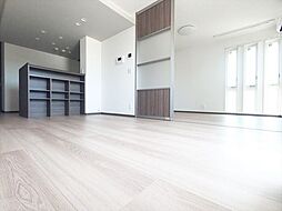 阪神本線 芦屋駅 徒歩12分の賃貸アパート 3階1LDKのリビング/ダイニング