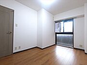洋室5.9帖
