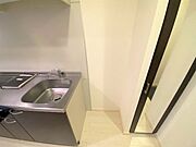 冷蔵庫置き場