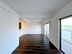 アルファスマート宇多津駅北 2LDKのリビング/ダイニング