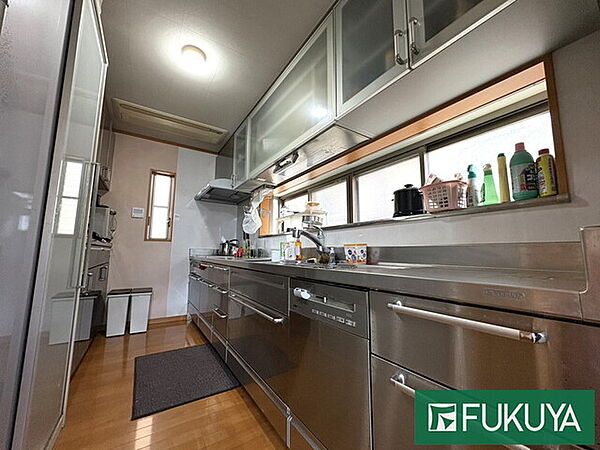キッチンを拡大表示