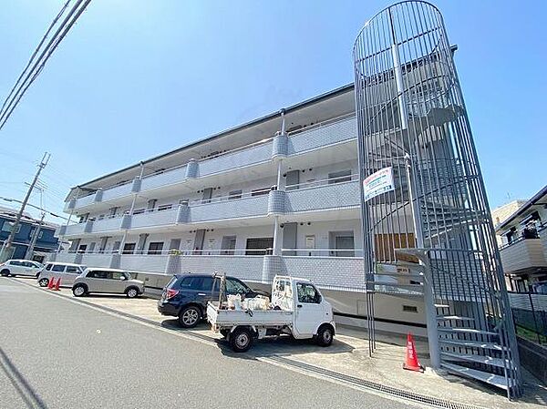 メゾンハピネス ｜大阪府柏原市平野１丁目(賃貸マンション3LDK・3階・54.00㎡)の写真 その1