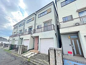 ガーデンタウン  ｜ 大阪府羽曳野市古市（賃貸一戸建3DK・1階・120.21㎡） その1