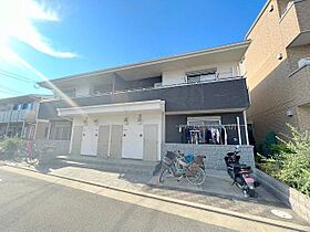 アムールB棟  ｜ 大阪府八尾市萱振町２丁目93番1号（賃貸アパート2LDK・1階・63.68㎡） その1