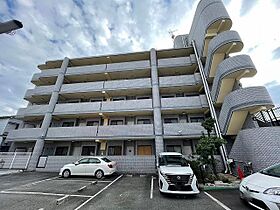 大阪府八尾市刑部４丁目（賃貸マンション3LDK・1階・72.60㎡） その1