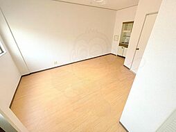 ゴールドハイツ 1階ワンルームのリビング/ダイニング