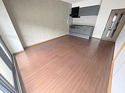 フローラルコート 2階3LDKのリビング/ダイニング