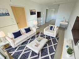 ブルーム国分 3階2LDKのリビング/ダイニング