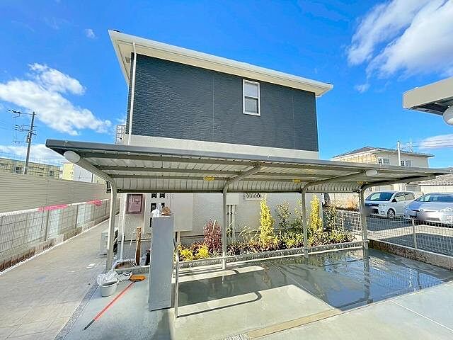 3 / 10