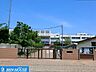 周辺：川崎市立古市場小学校 徒歩4分。教育施設が近くに整った、子育て世帯も安心の住環境です。 250m