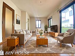 西野川3丁目　和室のある110平米超軽量鉄骨造2階建 4SLDKのリビング/ダイニング