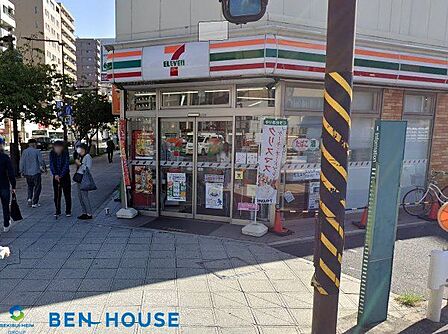 セブンイレブン川崎柳町東店 徒歩2分。お出かけ前やお帰りの立ち寄りにも便利なコンビニ。 150m