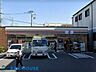 周辺：セブンイレブン横浜鶴見市場中前店 徒歩4分。時間がない時にさっと寄れて便利なコンビニ。 310m