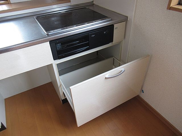 キッチン下部収納(別部屋参考写真)