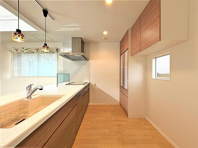 キッチン 府中市日新町5丁目