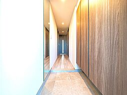 プレミスト昭島モリパークレジデンス 3LDKの室内