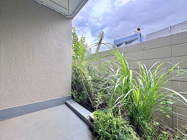 バルコニー 府中コーポラス 1階/-