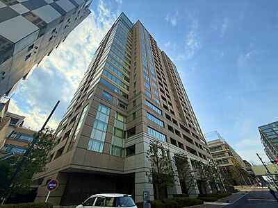 外観：新しい生活をスタートさせたい時期に合わせて、住まい探しをお手伝いいたします。