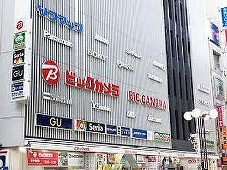 ビックカメラ立川店まで約797m