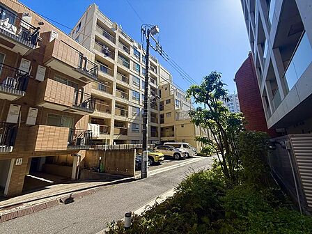 現地のご案内のほか、先々の暮らしに必要なお金や、最適な準備などもご説明いたします。