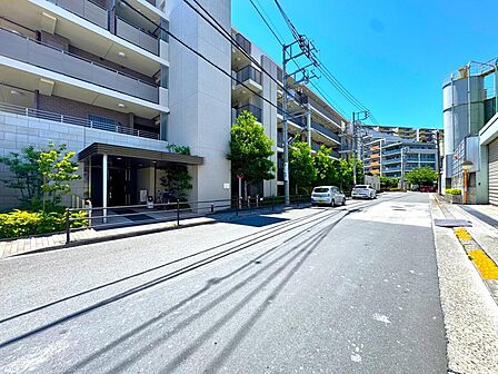交通量や駅までの距離も、購入時の大切なポイントです。実際に現地でご確認ください。
