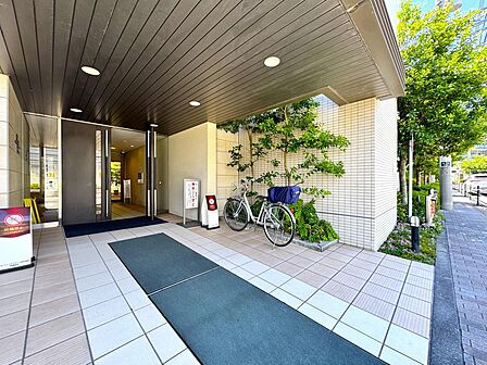 これまでの経験と知識を活かし、お客様に寄り添ったご提案をいたします。お気軽にご相談くださいませ。