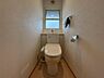 トイレ：トイレは各階にあり、朝の忙しい時間帯や来客時も快適に利用できます。