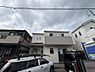 外観：南向きの新築一戸建てです。たっぷりの自然光に包まれる、心地よい暮らしが実現します。