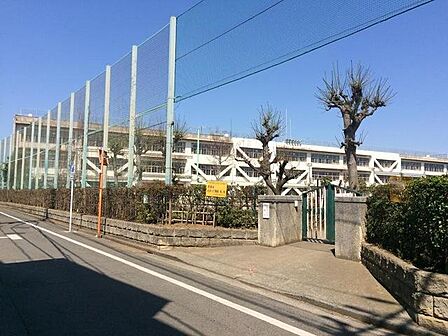 立川市立第五小学校まで約676m