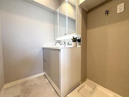 外出前、就寝前など、毎日使用する洗面スペース。ご家族に合った仕様かどうか、お確かめください。