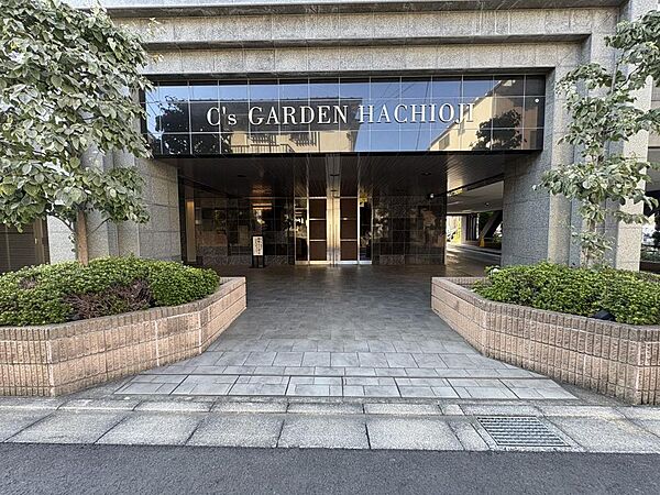 エントランスを拡大表示