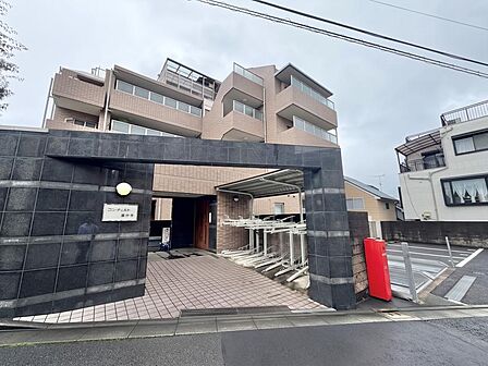 JR中央線「国分寺」駅まで徒歩5分の立地です。通勤・通学、お出かけに便利です。