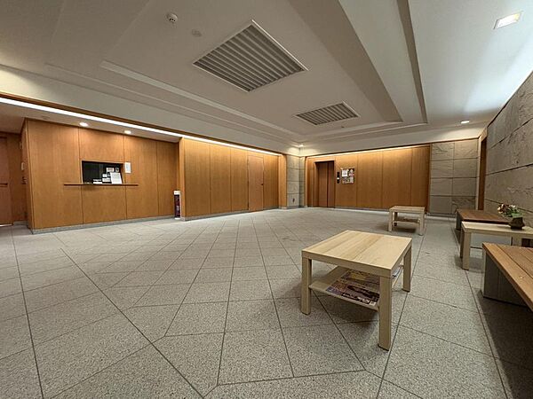 エントランスを拡大表示