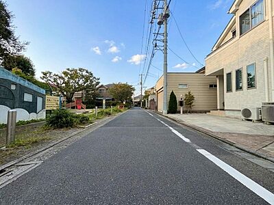 外観:現地だけではなく、周辺の施設・道路など、生活するにあたって重要なポイントも併せてご案内可能です。 外観:現地だけではなく、周辺の施設・道路など、生活するにあたって重要なポイントも併せてご案内可能です。