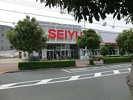 西友青柳店まで約217m