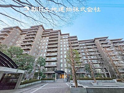 外観：表現された空間はたくさんの光を浴び、風を感じ、暮らしの時間を豊かにしてくれます。